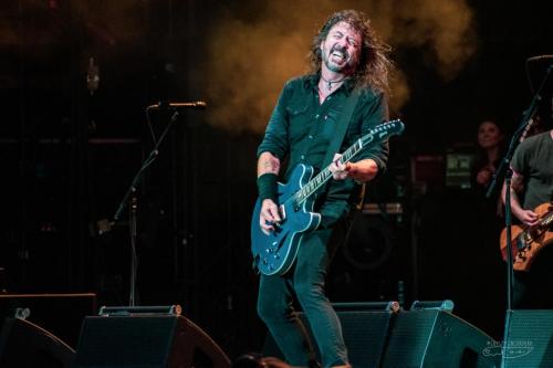 foo-fighters-3